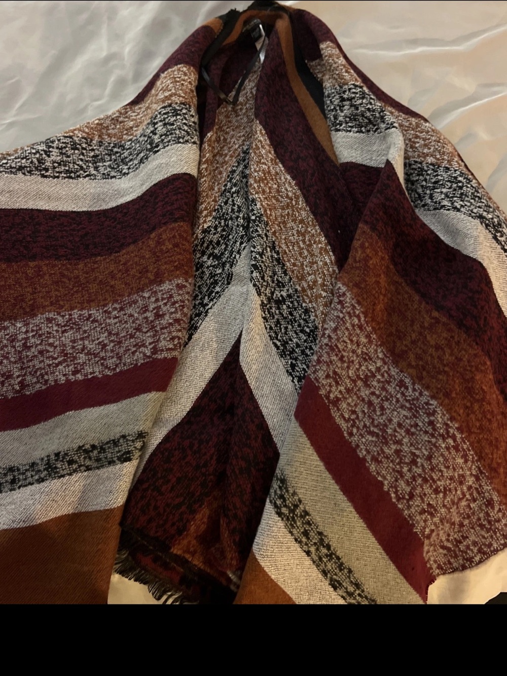 Marc New York Womens Shawl Poncho Plaid Frayed Fringes Indie Boho Western Wrap